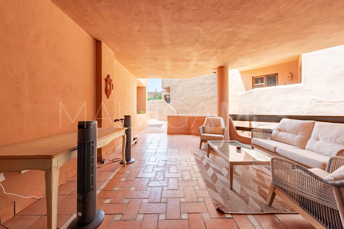 Apartamento planta baja de 3 bedrooms for sale in New Golden Mile