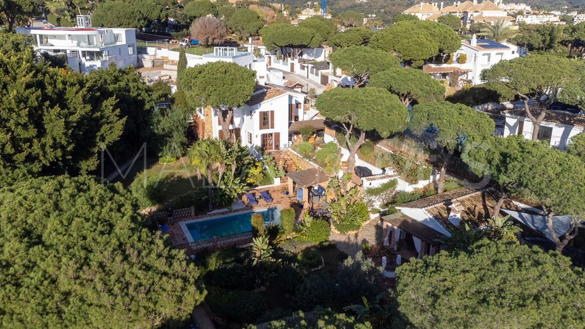 7 bedrooms Elviria villa for sale