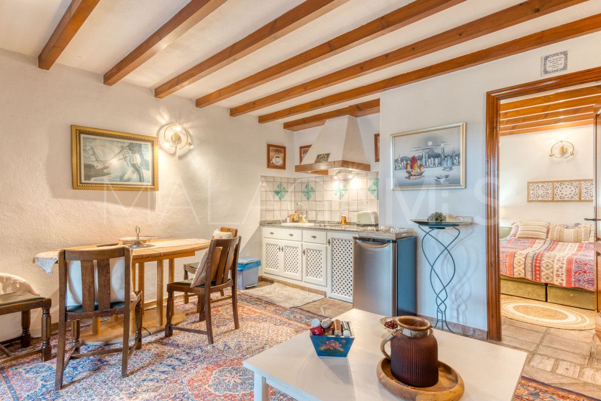 7 bedrooms Elviria villa for sale