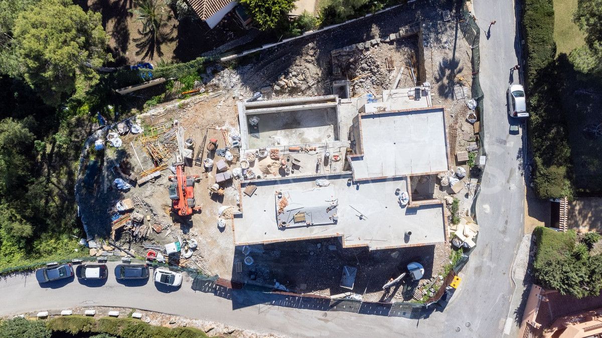 Se vende villa with 5 bedrooms in El Paraiso