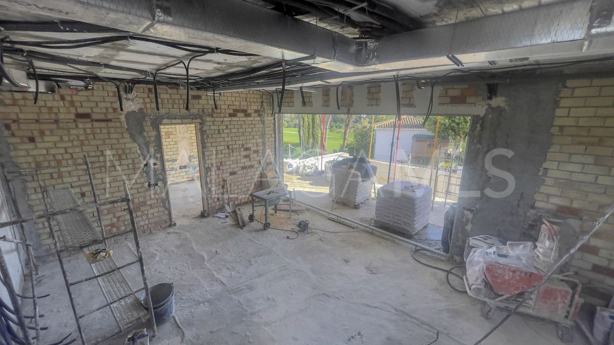 Se vende villa with 5 bedrooms in El Paraiso