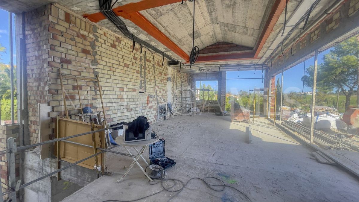 Se vende villa with 5 bedrooms in El Paraiso