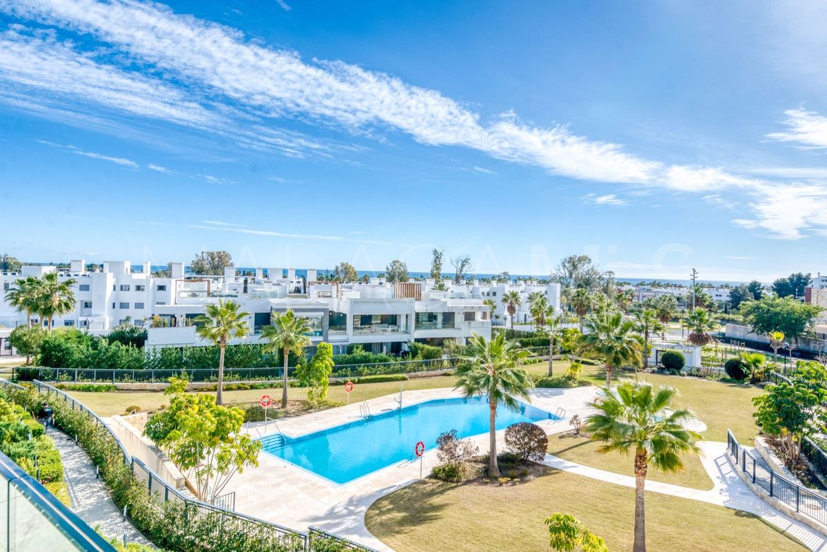 Se vende Ático in Estepona with 2 bedrooms