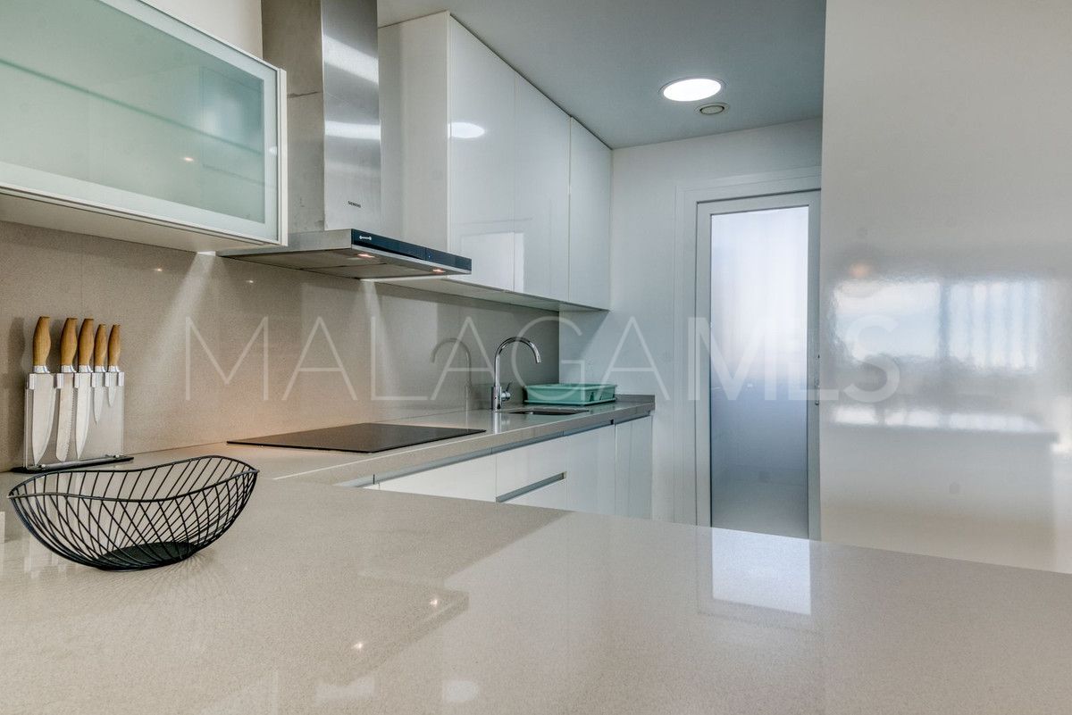 Se vende Ático in Estepona with 2 bedrooms