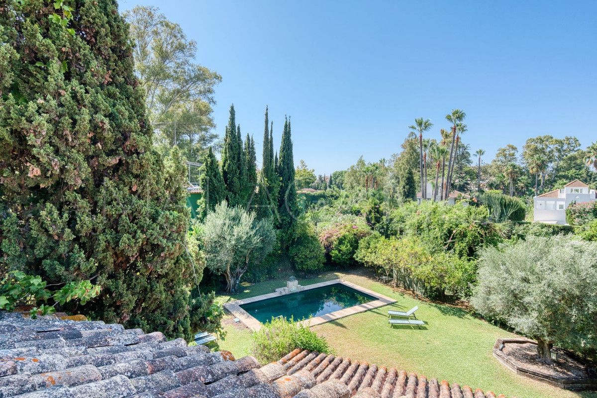 Nueva Andalucia, villa with 6 bedrooms for sale