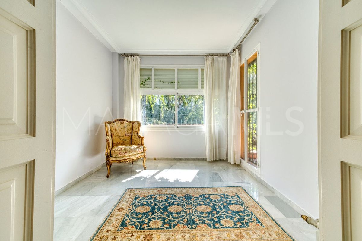 Nueva Andalucia, villa with 6 bedrooms for sale