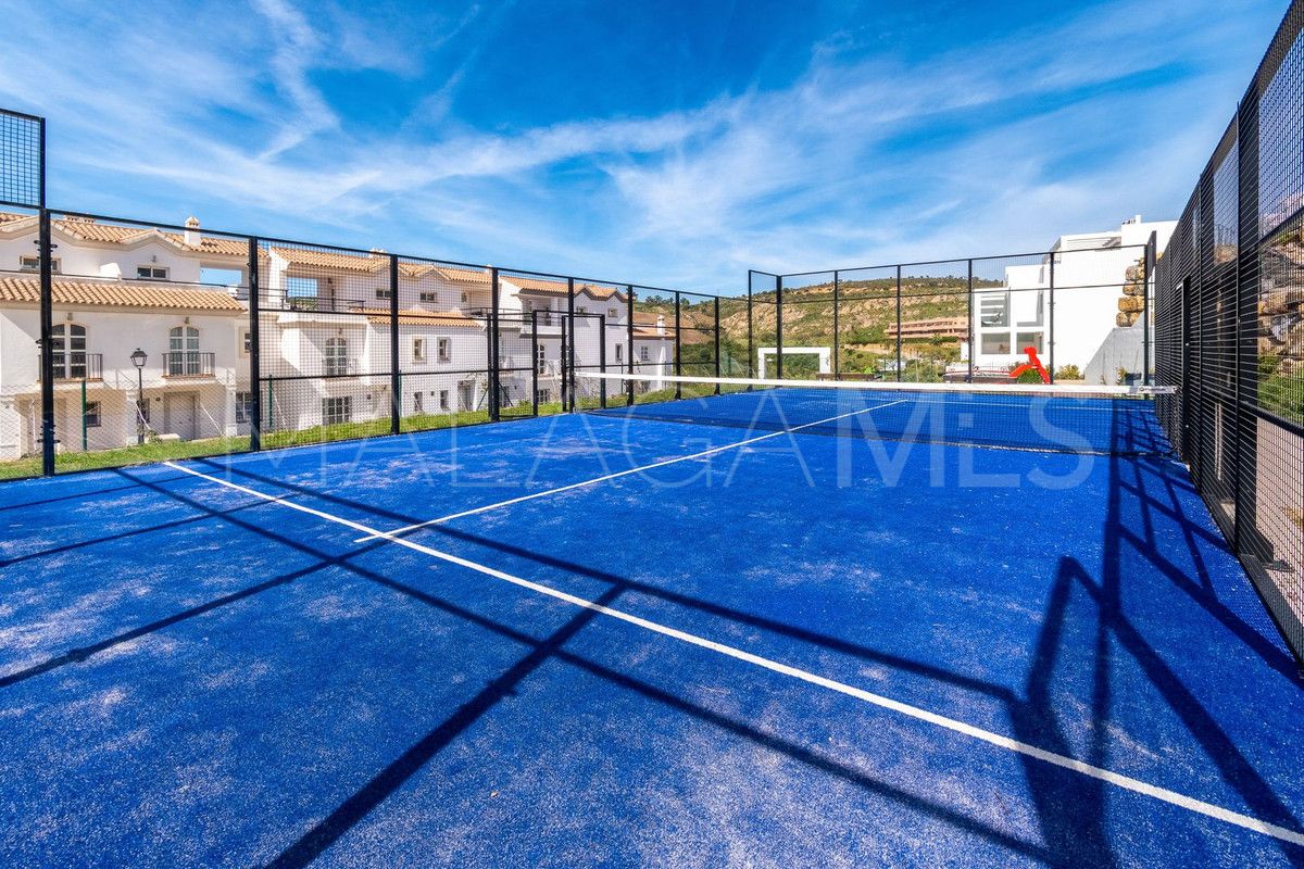 Villa for sale in Manilva