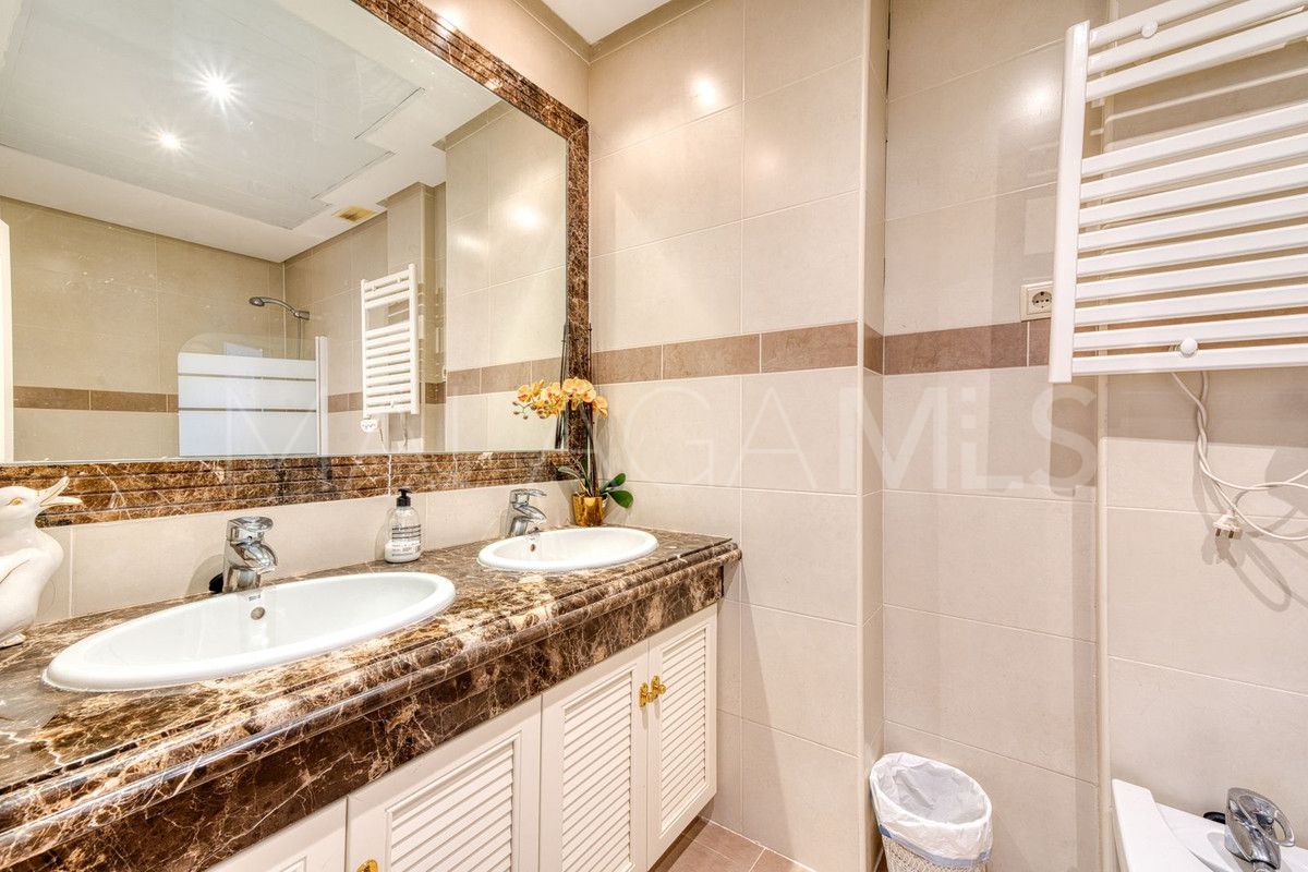 Radhus for sale in Estepona