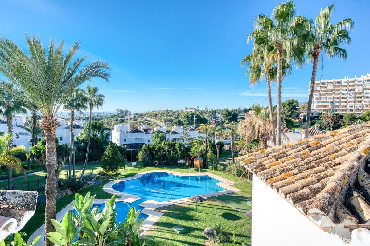 Radhus for sale in Estepona