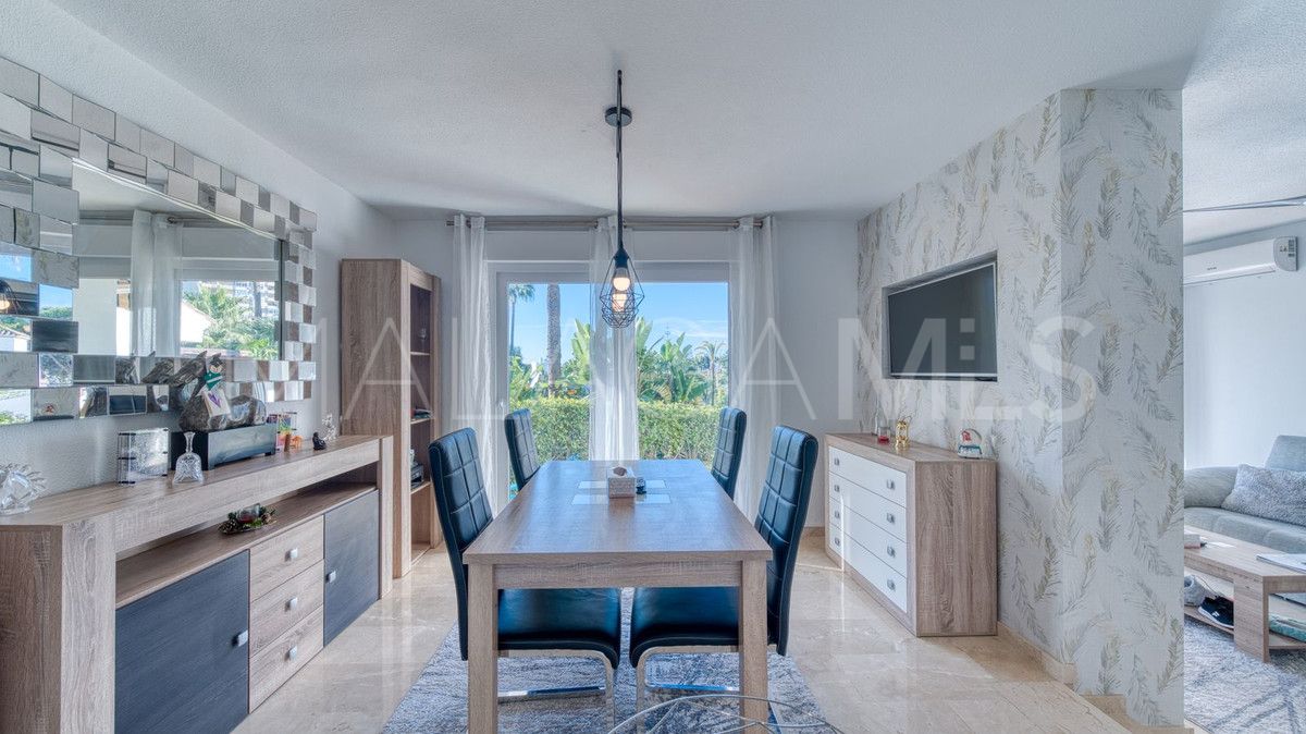 Radhus for sale in Estepona