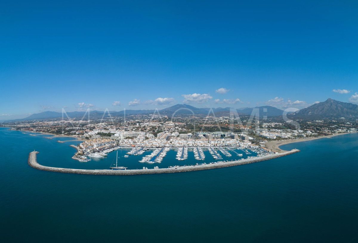 Lägenhet for sale in Marbella - Puerto Banus
