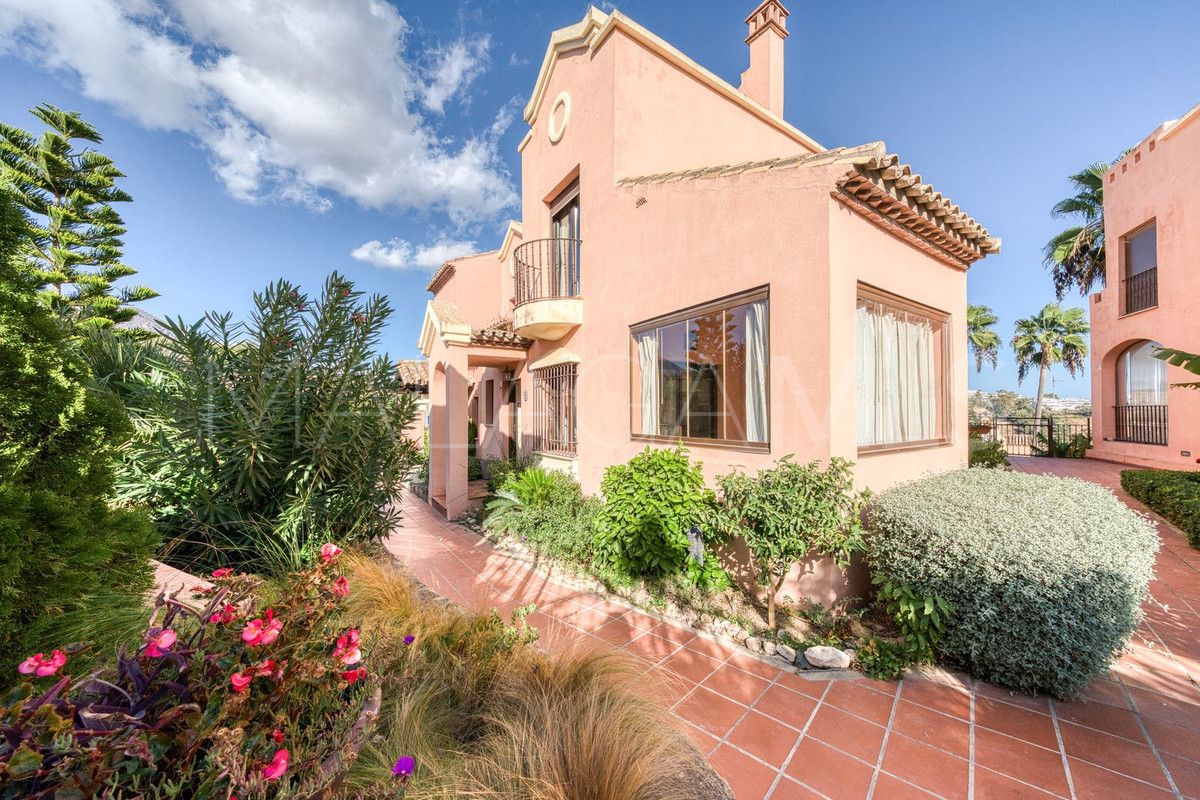 Maison de ville for sale in Estepona