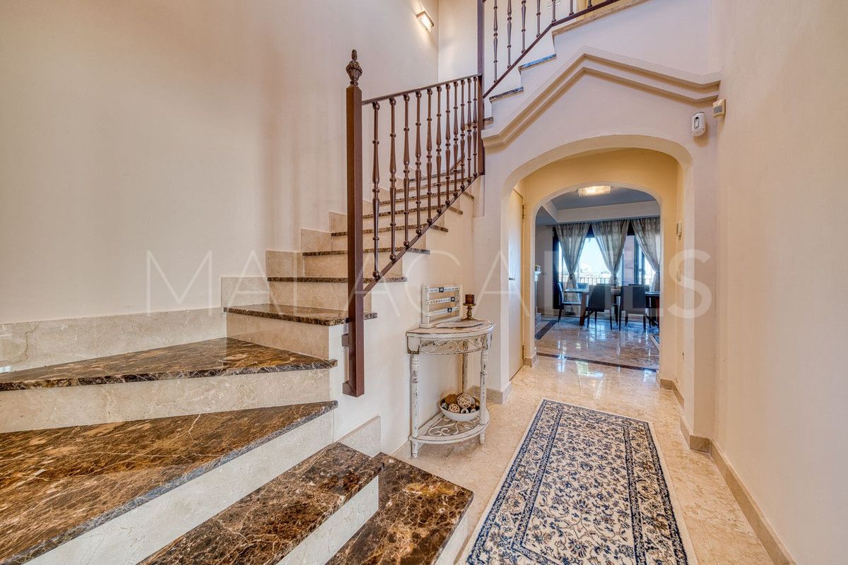 Maison de ville for sale in Estepona
