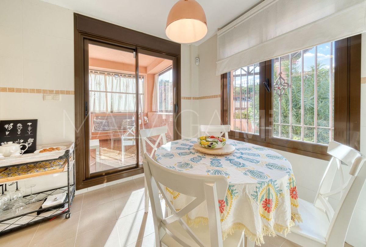 Maison de ville for sale in Estepona