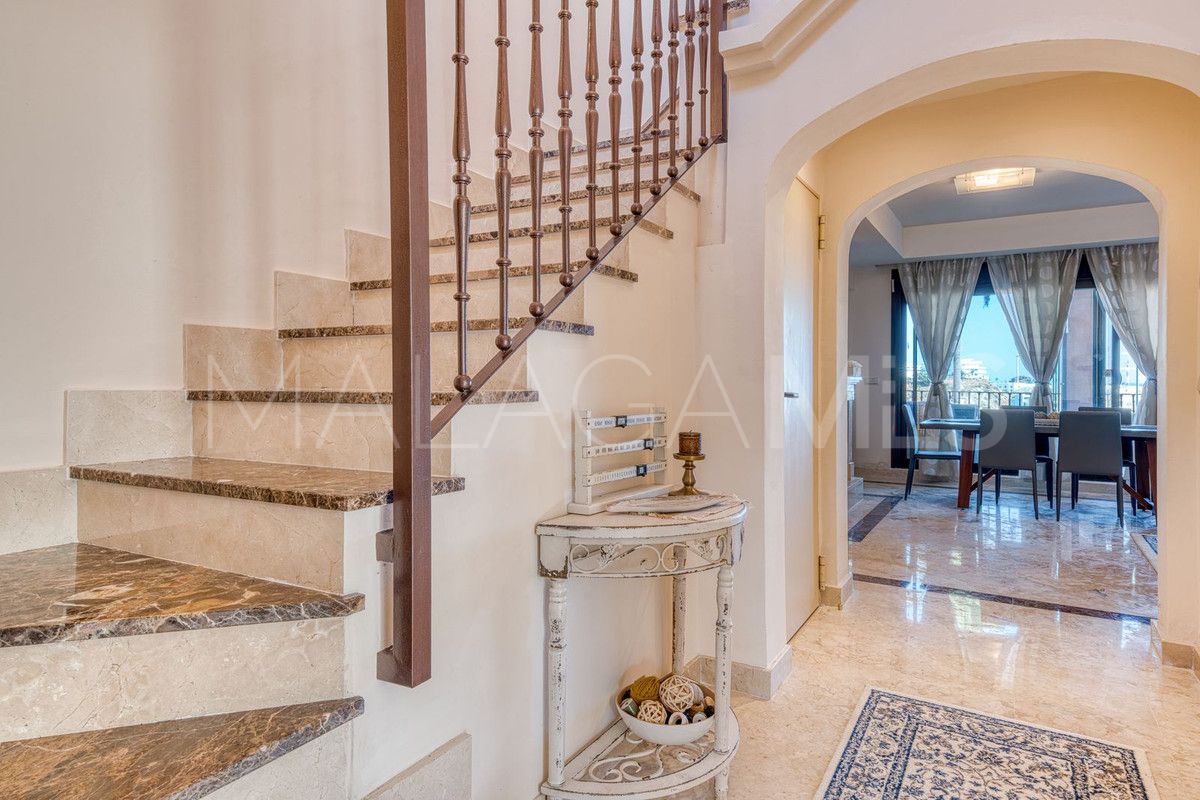 Maison de ville for sale in Estepona