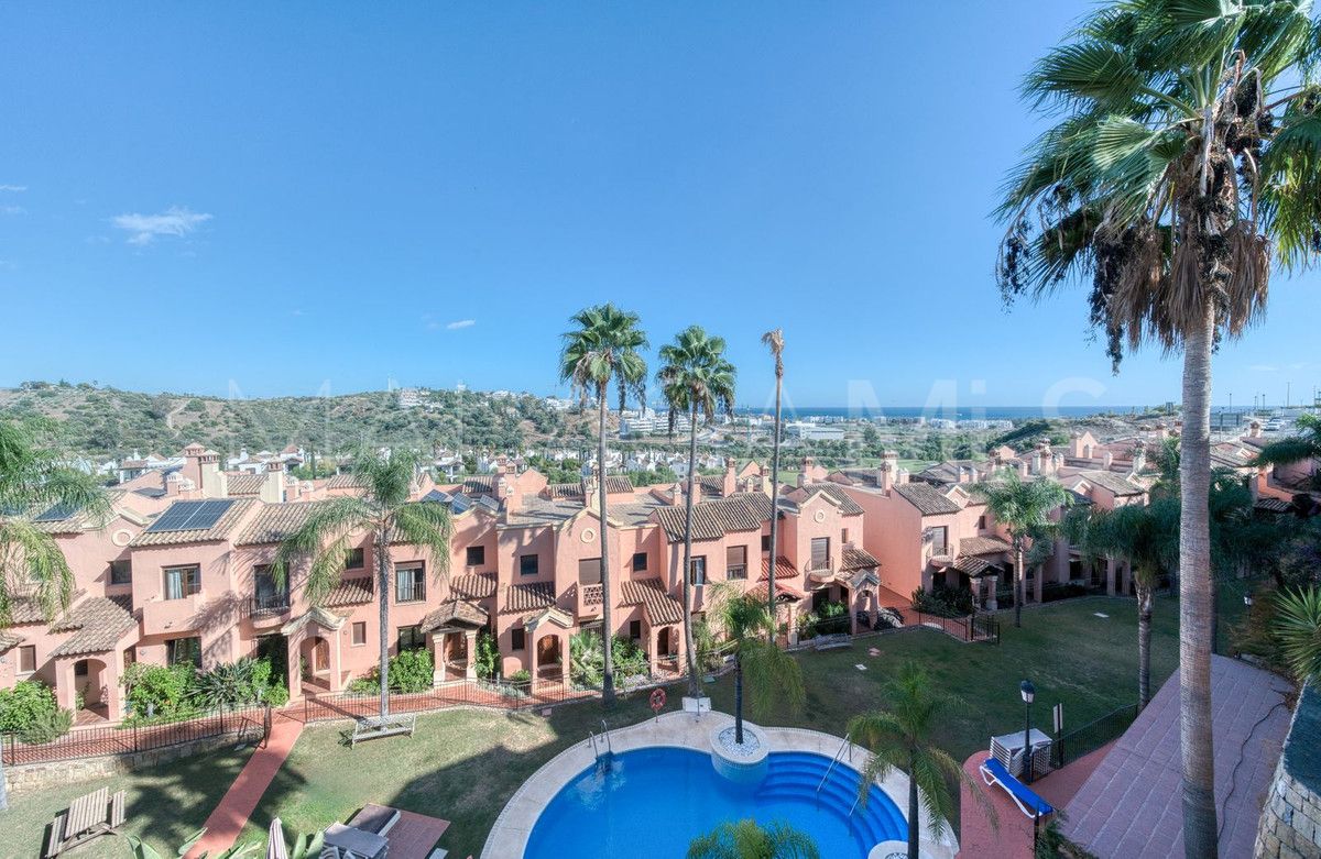 Maison de ville for sale in Estepona