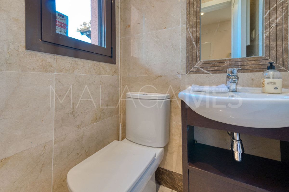 Maison de ville for sale in Estepona