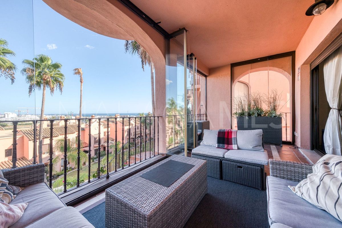 Maison de ville for sale in Estepona