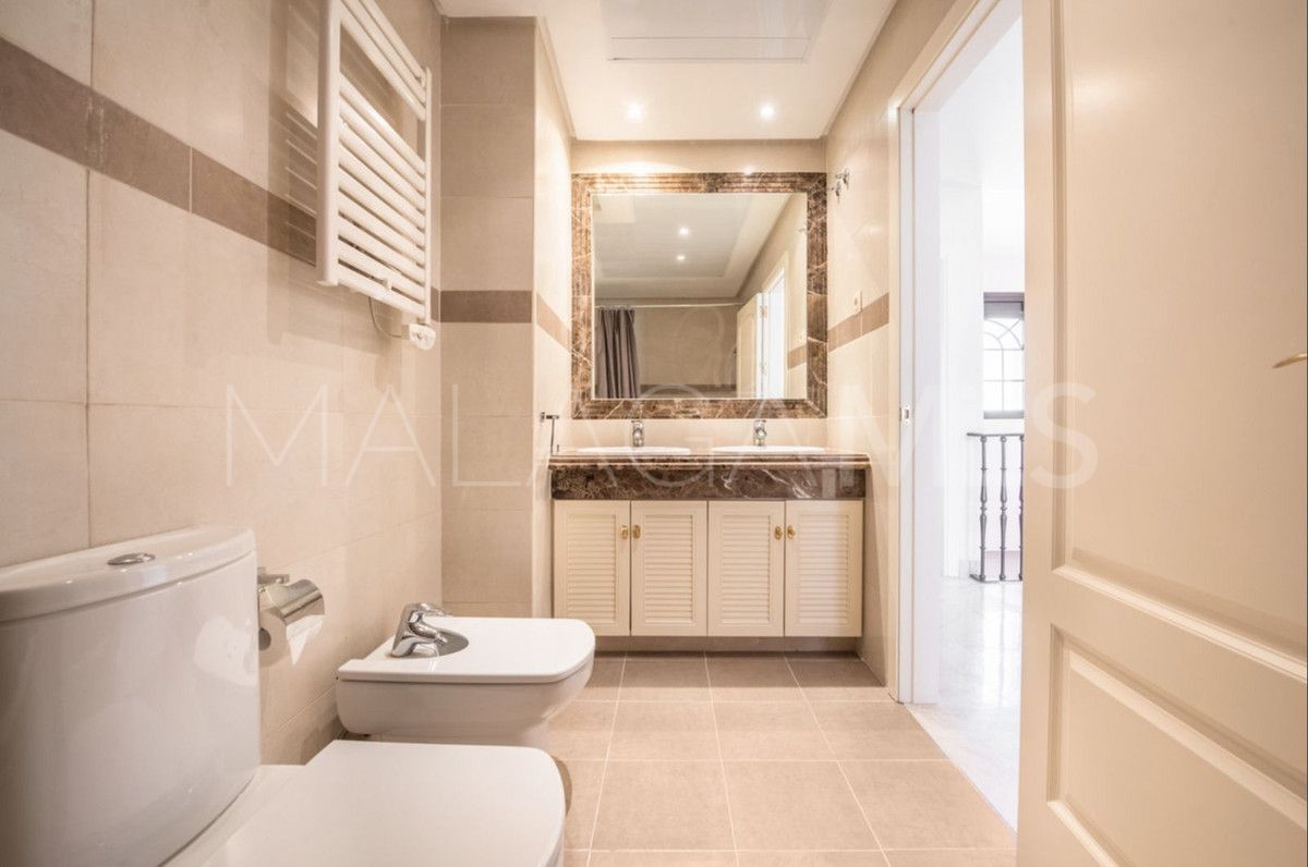 Buy Estepona 3 bedrooms town house