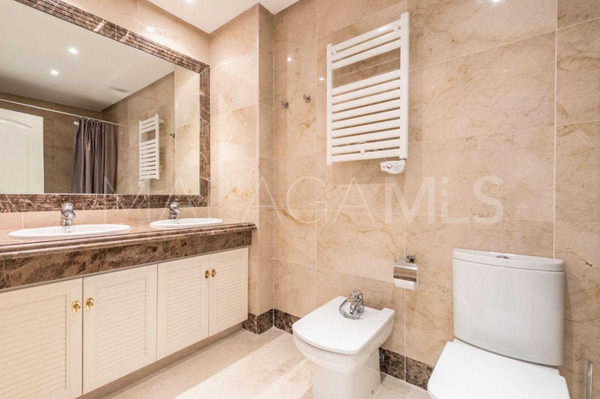 Buy Estepona 3 bedrooms town house