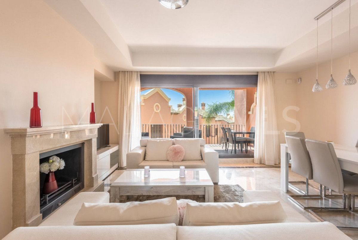 Buy Estepona 3 bedrooms town house