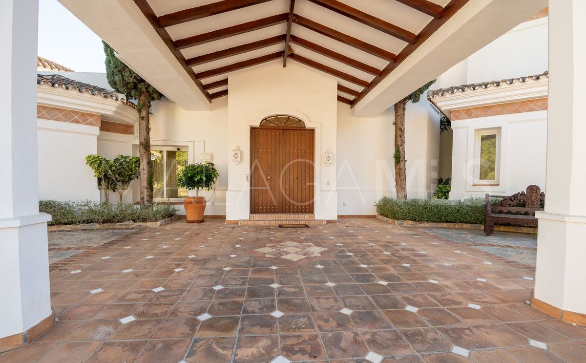 Villa for sale in Sierra Blanca