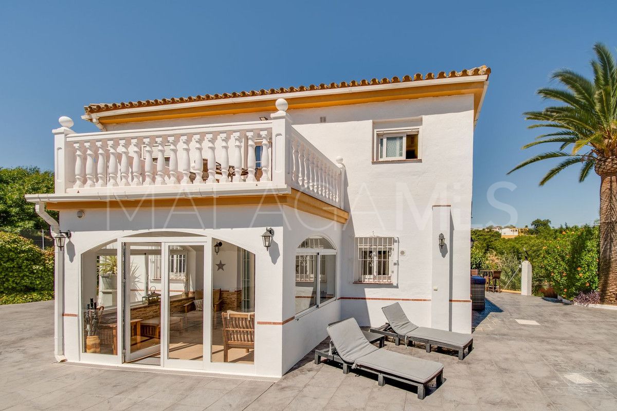 Villa with 5 bedrooms for sale in Coin