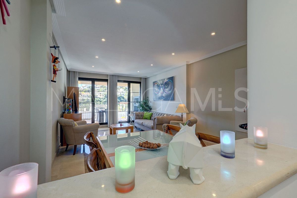 Apartamento planta baja for sale with 3 bedrooms in Benahavis