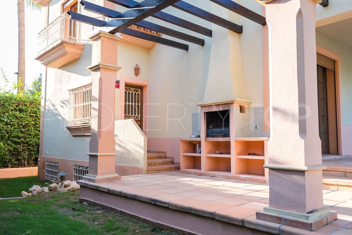 For sale Marbella City 4 bedrooms villa