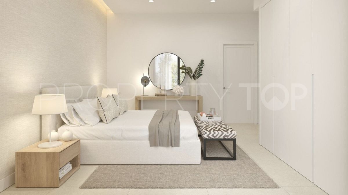 Comprar villa con 5 dormitorios en Marbella Ciudad