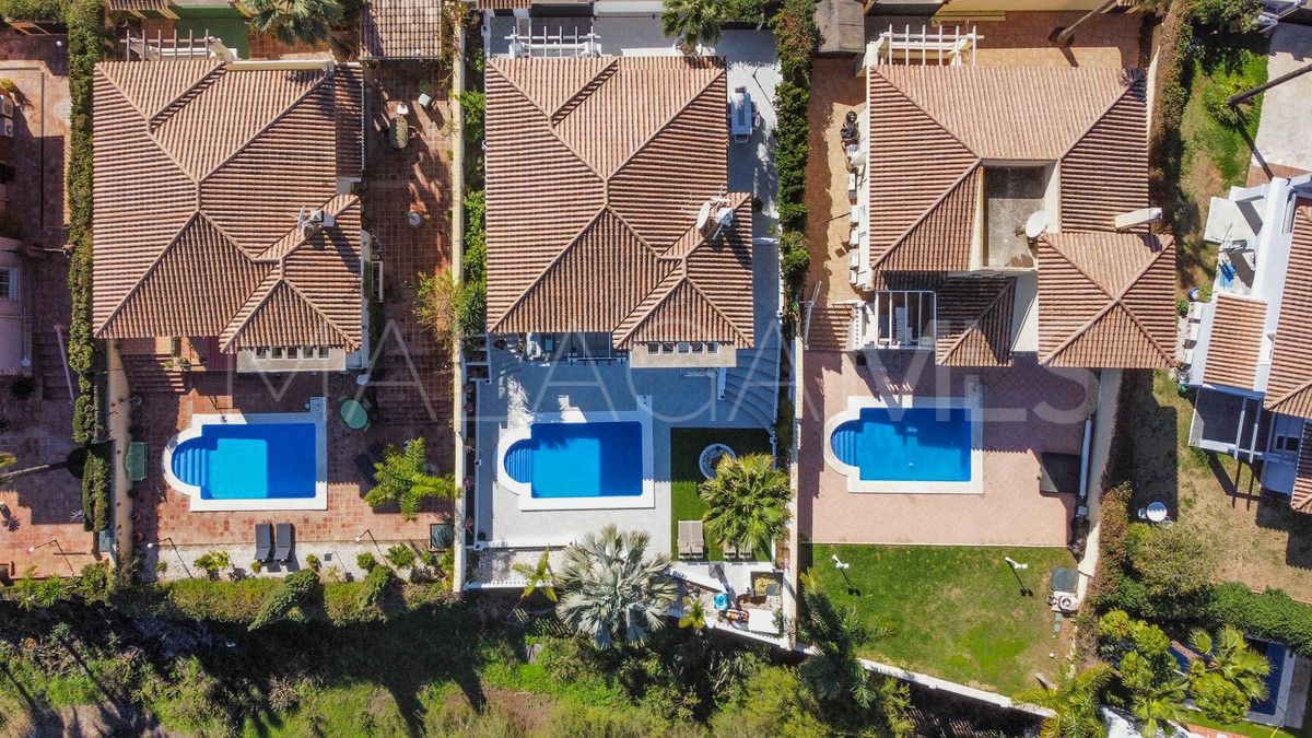 For sale La Cala Hills villa with 4 bedrooms