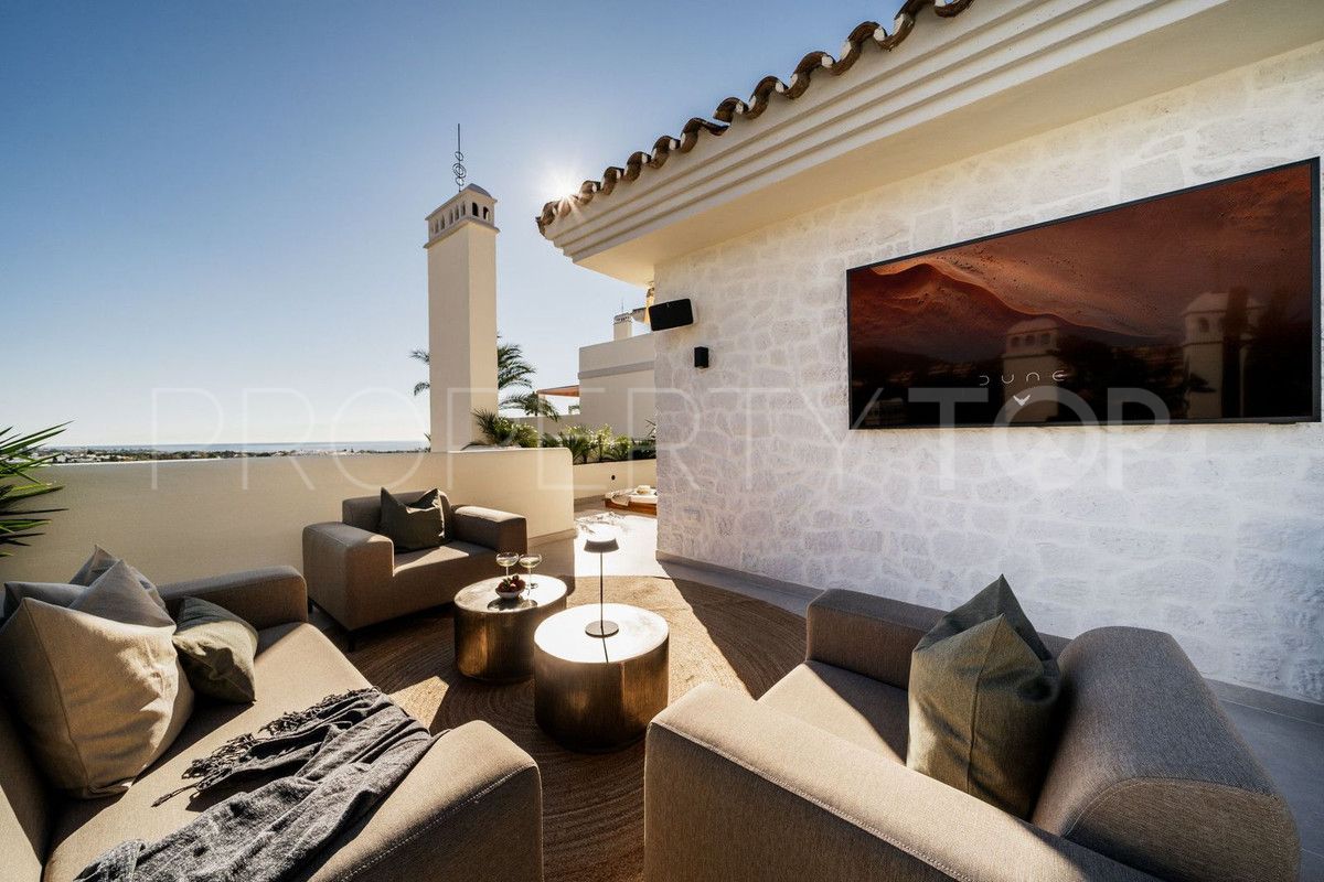 Nueva Andalucia 3 bedrooms penthouse for sale