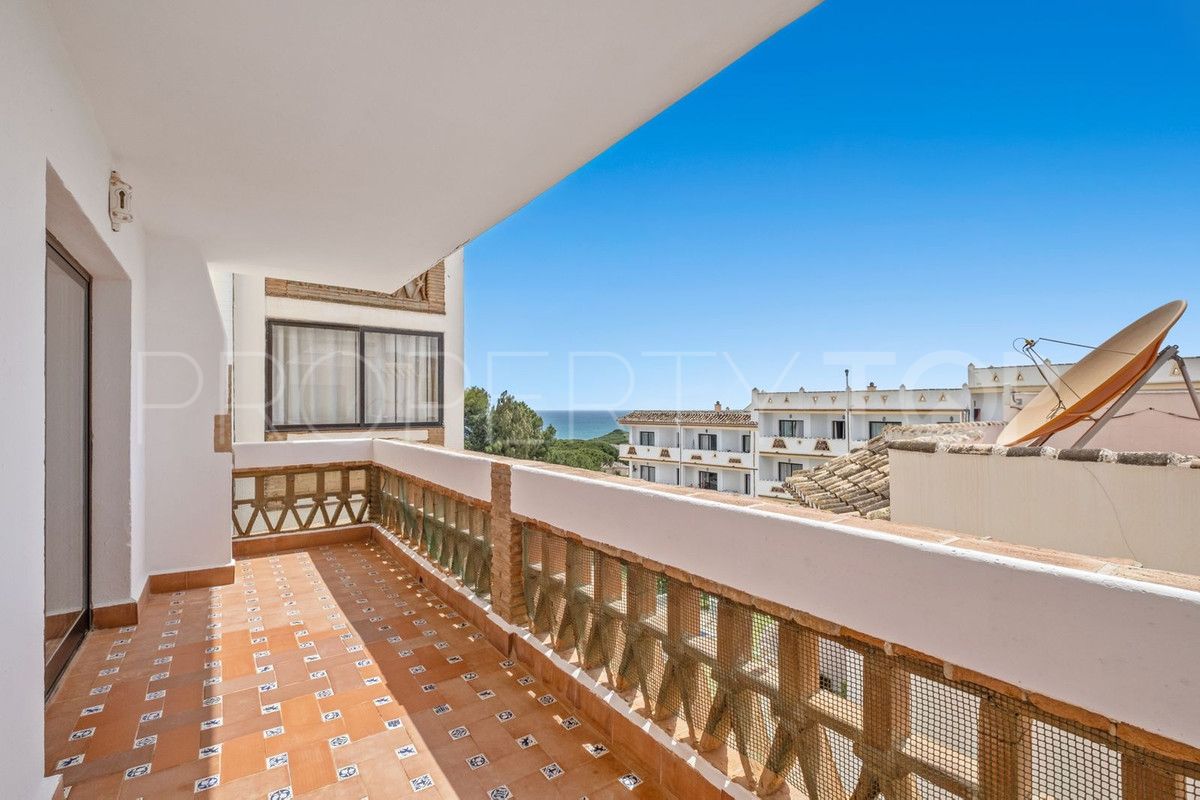 Buy apartment in Calahonda