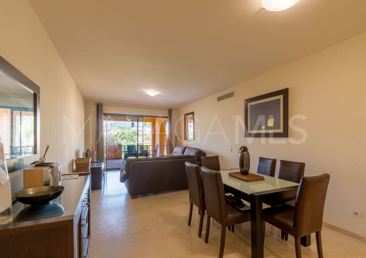 2 bedrooms apartment in New Golden Mile for sale