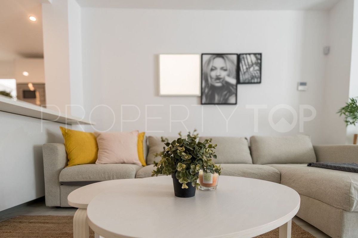 Nueva Andalucia, apartamento planta baja en venta