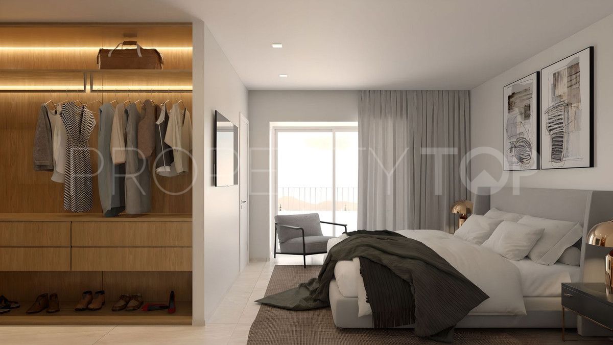 Apartamento en venta en Nueva Andalucia de 4 dormitorios