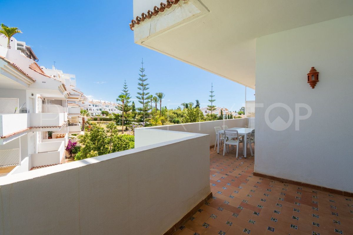 For sale Nueva Andalucia 2 bedrooms apartment