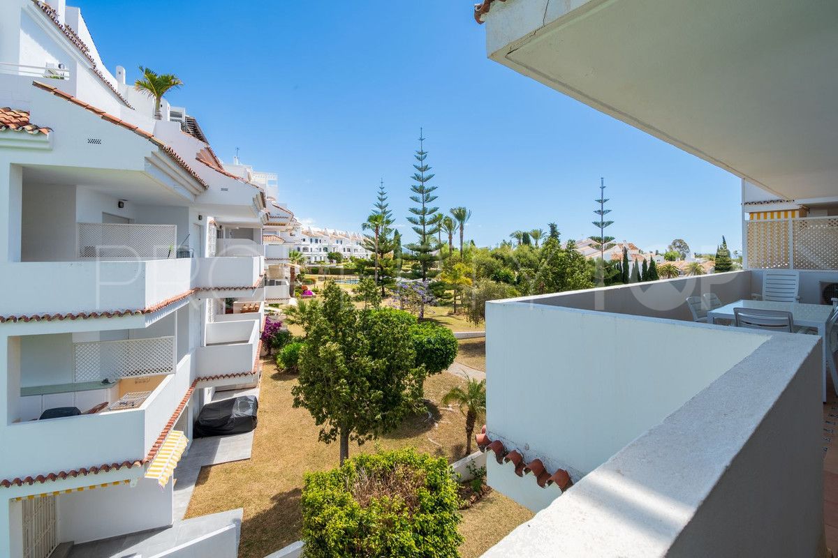 Apartamento en venta con 2 dormitorios en Nueva Andalucia