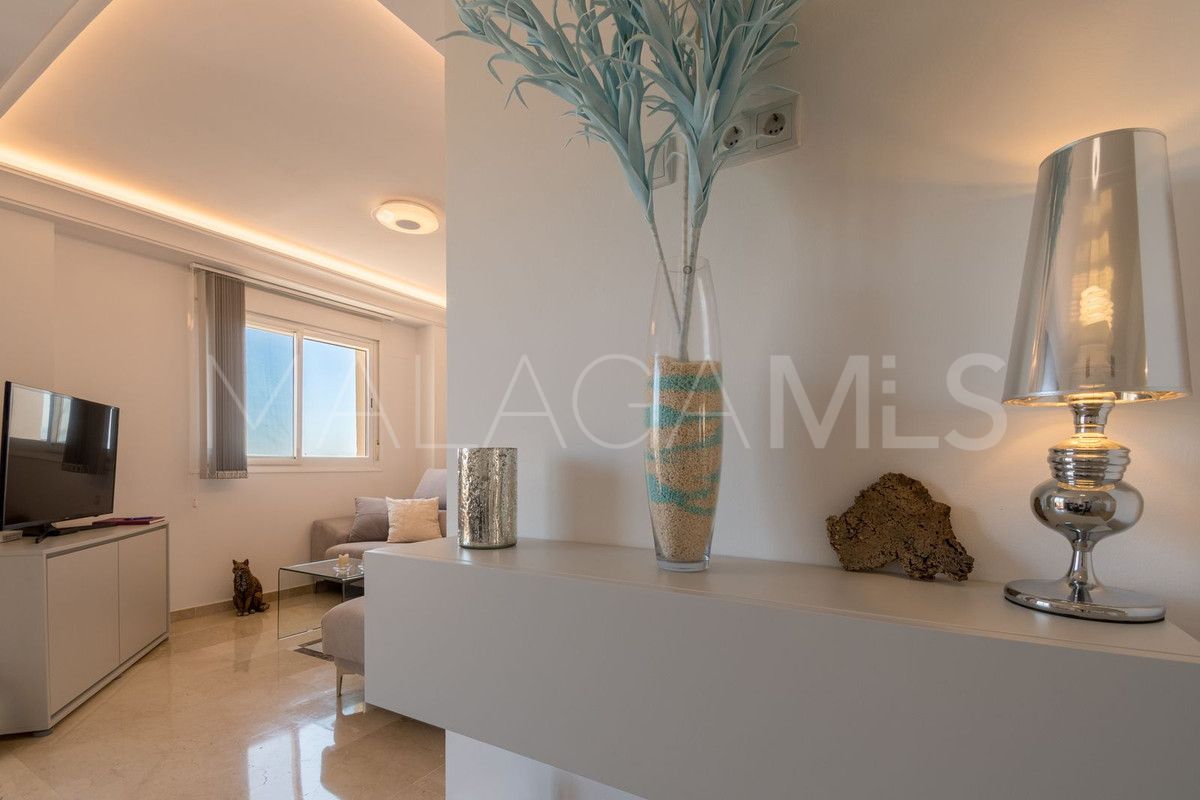 Atico a la venta in La Duquesa with 3 bedrooms