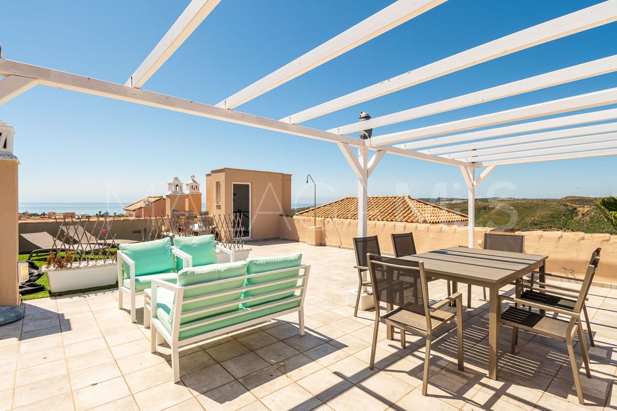 Atico a la venta in La Duquesa with 3 bedrooms