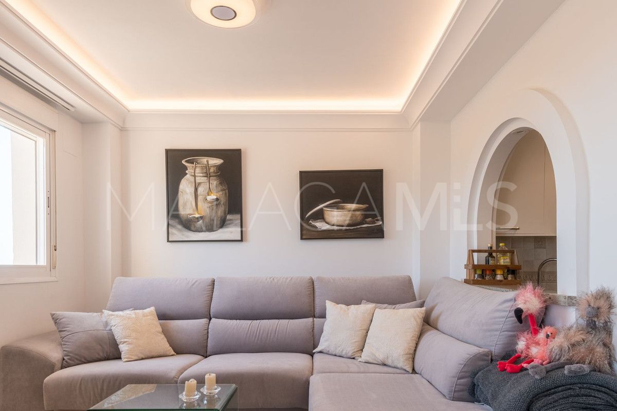 Atico a la venta in La Duquesa with 3 bedrooms