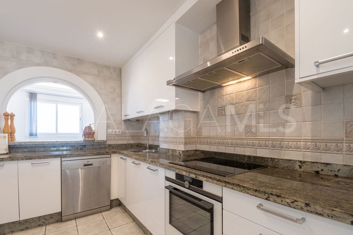 Atico a la venta in La Duquesa with 3 bedrooms