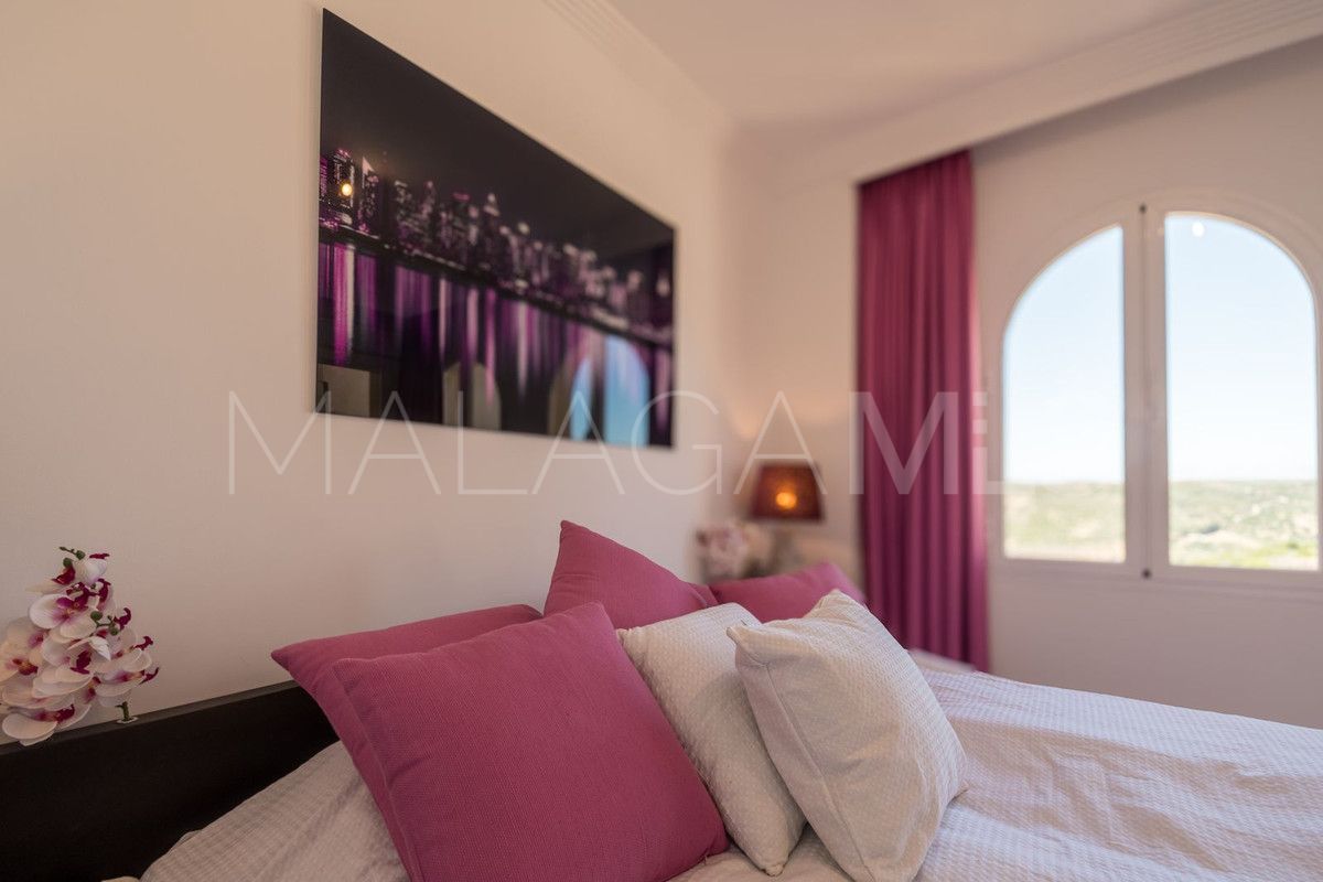 Atico a la venta in La Duquesa with 3 bedrooms