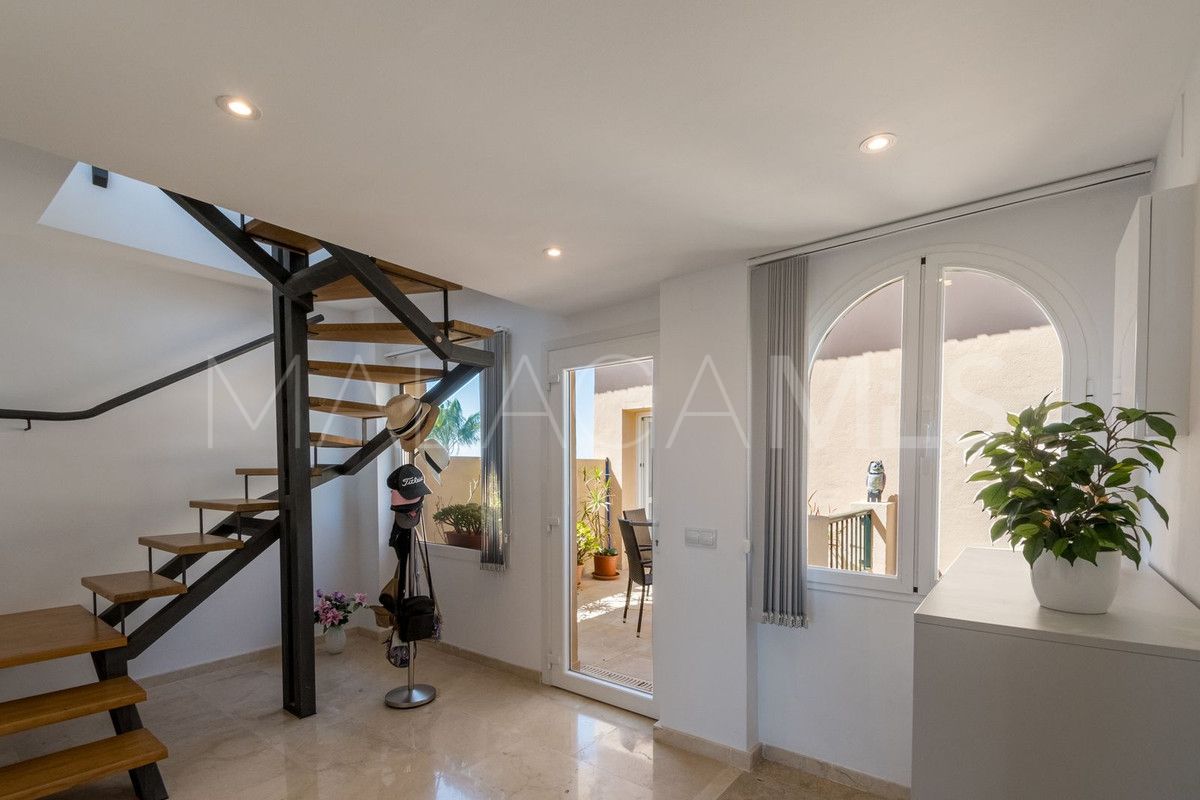 Atico a la venta in La Duquesa with 3 bedrooms