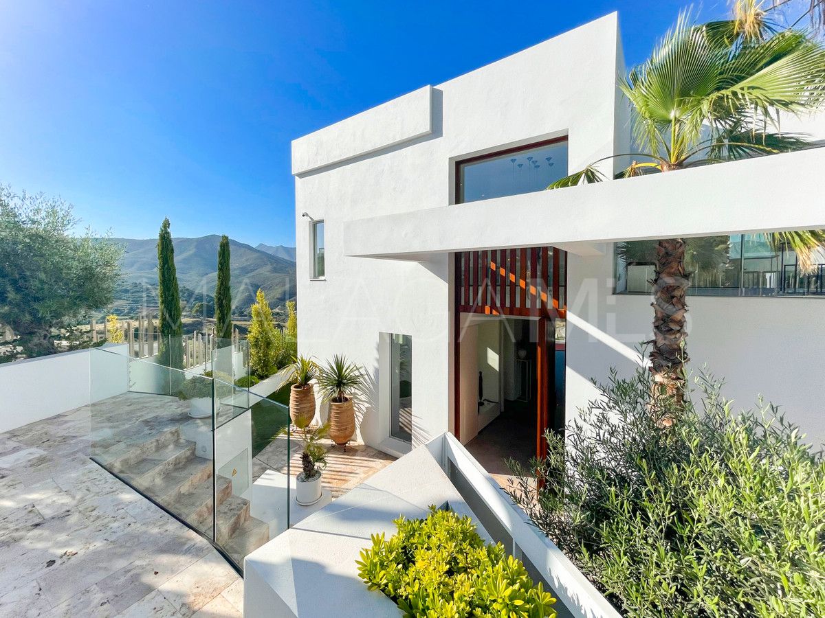 Villa for sale in La Cala Golf Resort