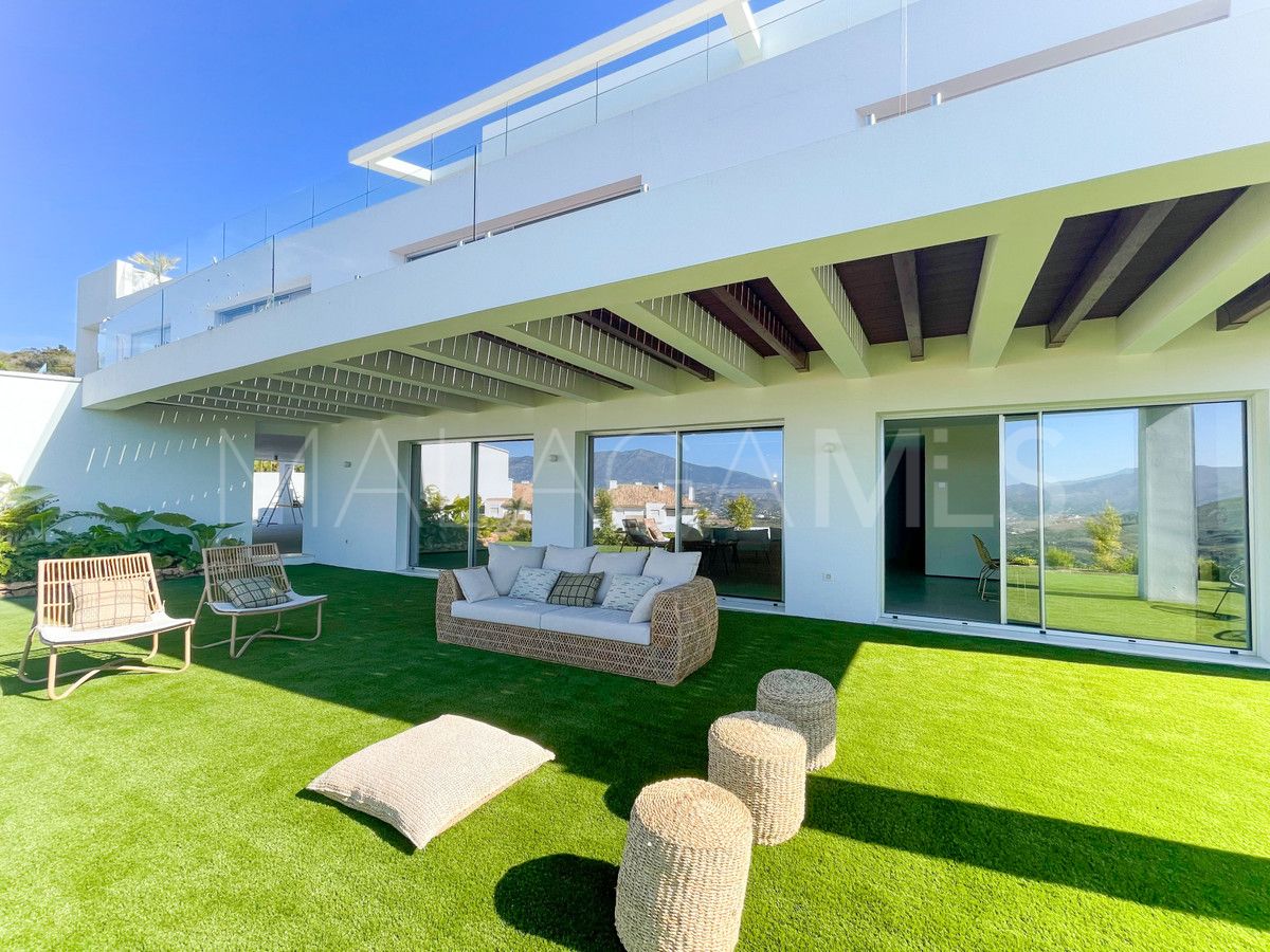 Villa for sale in La Cala Golf Resort