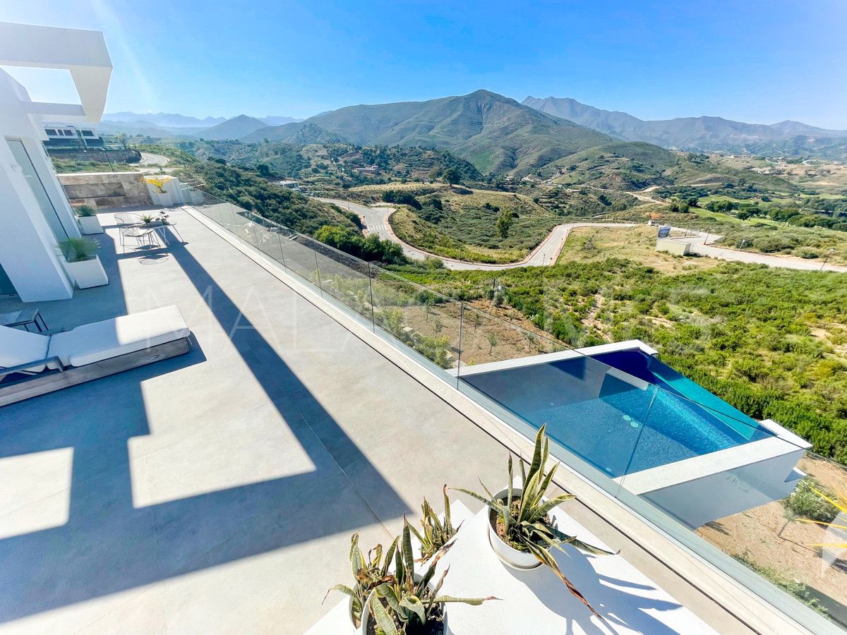 For sale villa in La Cala Golf Resort with 5 bedrooms