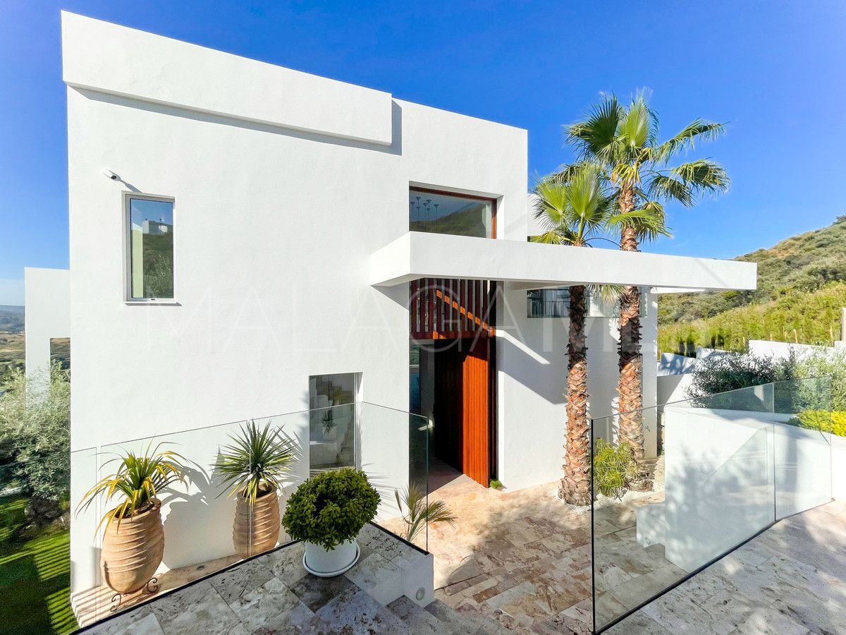 Villa for sale in La Cala Golf Resort