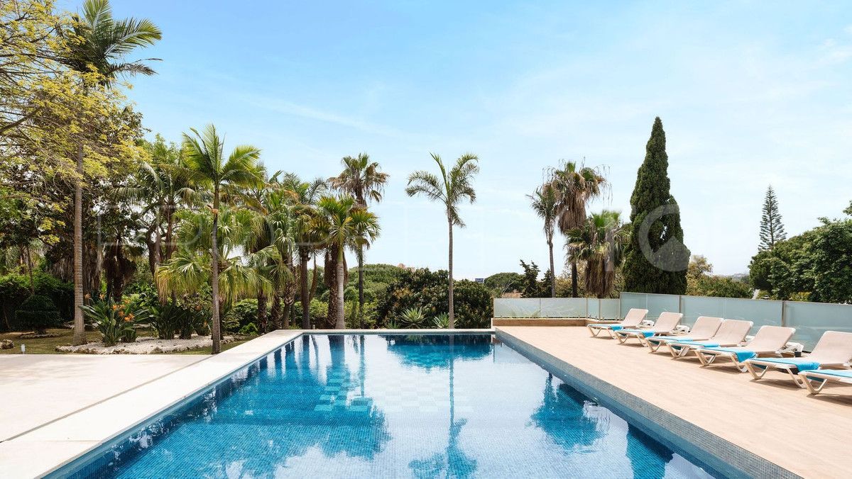 Villa en venta de 7 dormitorios en Marbella Ciudad