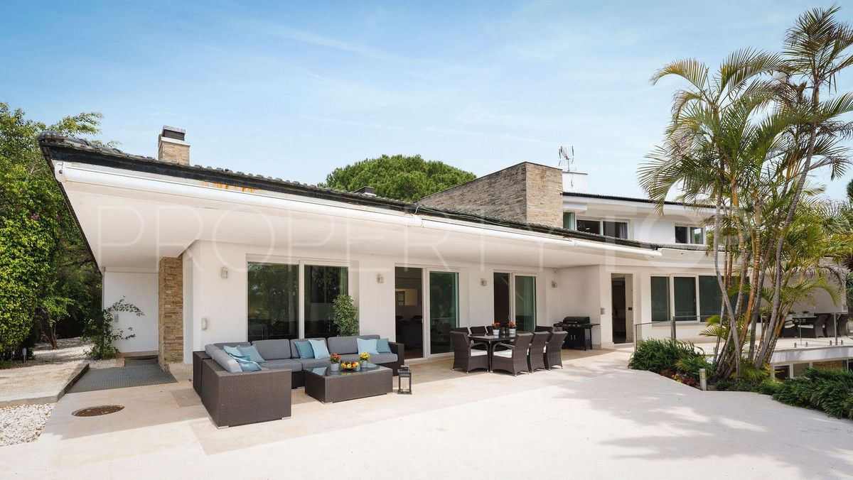 7 bedrooms villa for sale in Marbella City